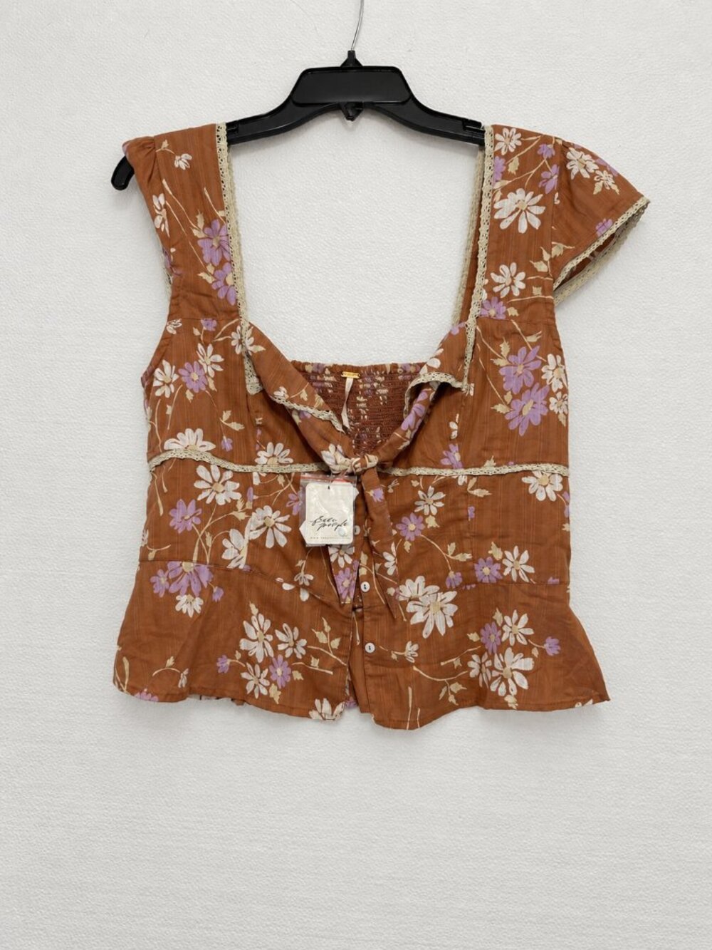 Free People Cap Sleeve Button-Up Shirt in Meerkat Combo Daisy Size Large NEW